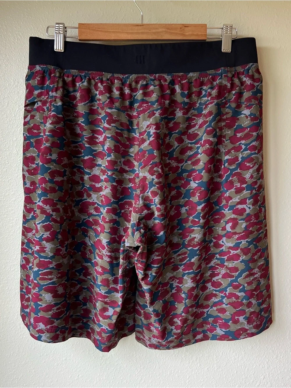 LULULEMON T.H.E. Short Luxtreme 11” Men’s L No Liner Mini Urban Leopard Slate